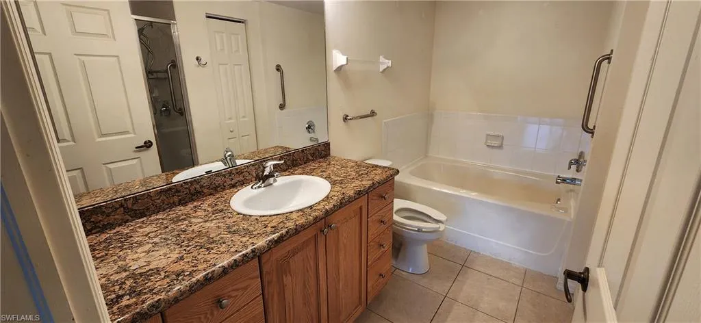 1794 Concordia Lake Cir 2603, Cape Coral, Florida 33909