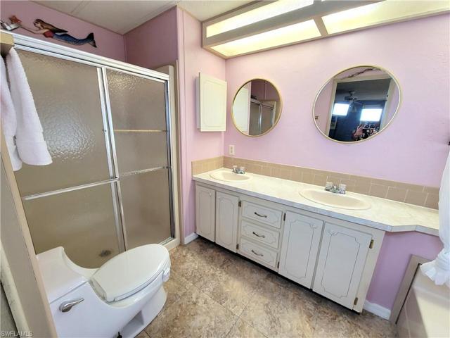On-suite features both a shower and a tub!