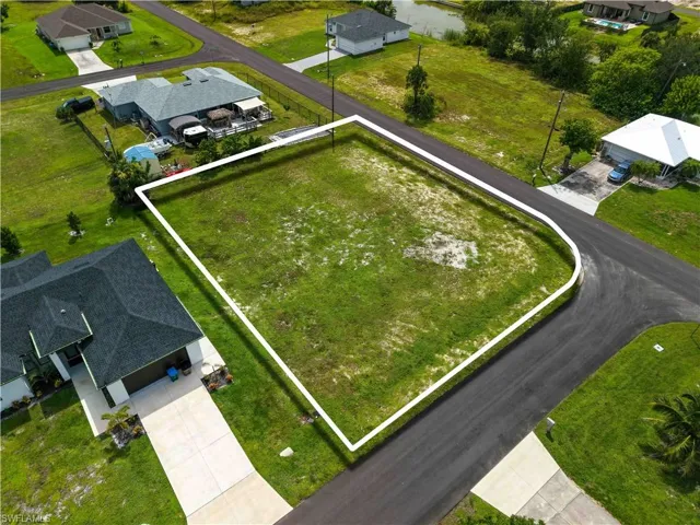 1320 Ne 19th St, Cape Coral, Florida 33909