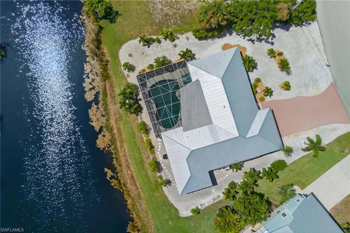 720 Durion Ct, Sanibel, Florida 33957