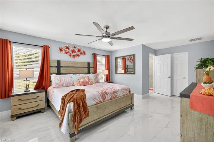 720 Durion Ct, Sanibel, Florida 33957