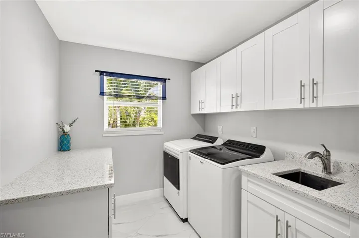 720 Durion Ct, Sanibel, Florida 33957