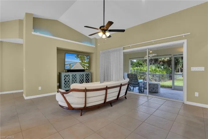 2021 Golden Gate Blvd W, Naples, Florida 34120