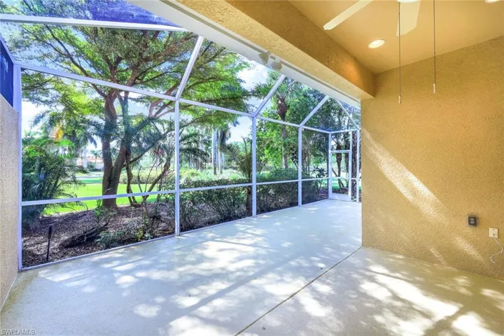 14198  Fall Creek  CT, Naples, FL 34114