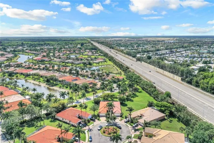 14198  Fall Creek  CT, Naples, FL 34114