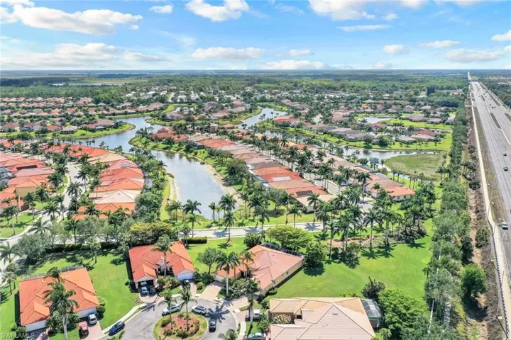 14198  Fall Creek  CT, Naples, FL 34114