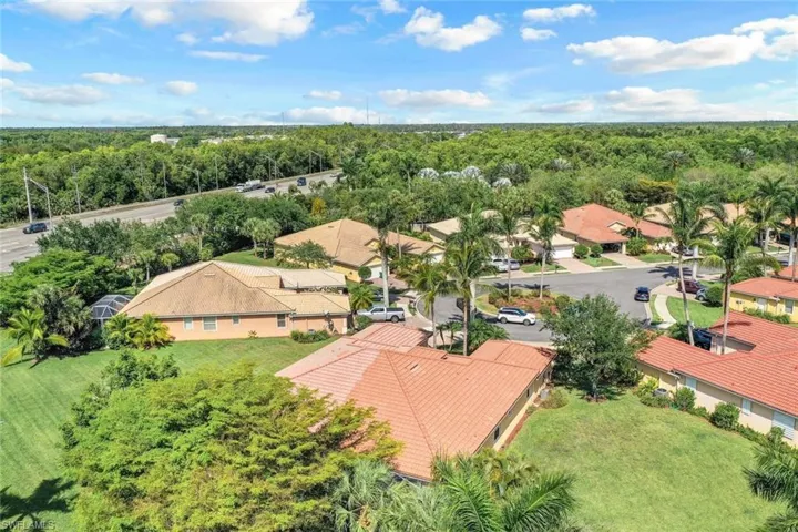 14198  Fall Creek  CT, Naples, FL 34114