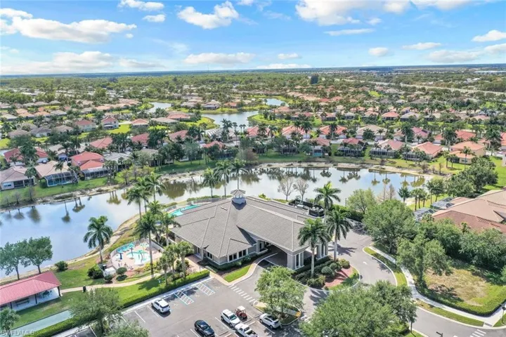 14198  Fall Creek  CT, Naples, FL 34114