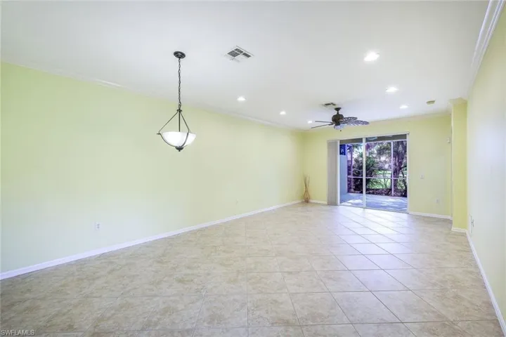 14198  Fall Creek  CT, Naples, FL 34114