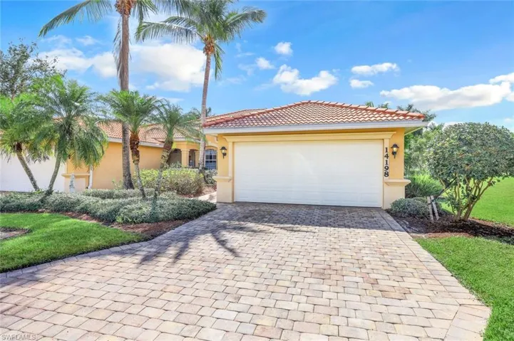 14198  Fall Creek  CT, Naples, FL 34114