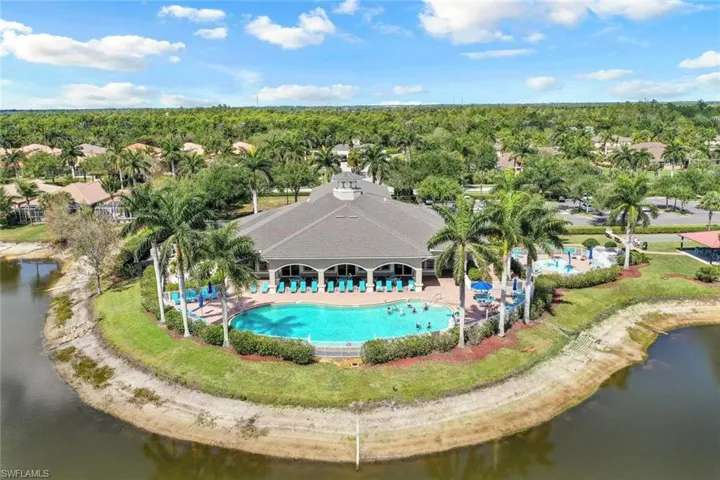 14198  Fall Creek  CT, Naples, FL 34114