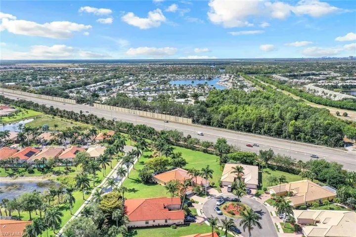 14198  Fall Creek  CT, Naples, FL 34114