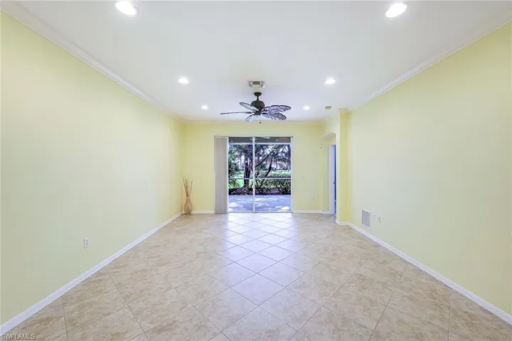 14198  Fall Creek  CT, Naples, FL 34114