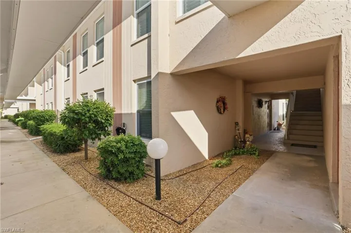 1949  Beach  PKWY, Cape Coral, FL 33904