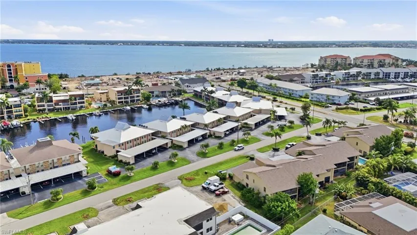 1949  Beach  PKWY, Cape Coral, FL 33904