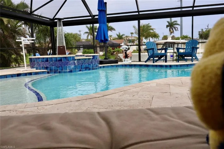 1613 SE 28th  TER, Cape Coral, FL 33904