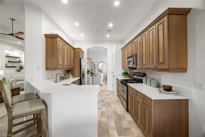 10100 Valiant Ct 201, Miromar Lakes, Florida 33913