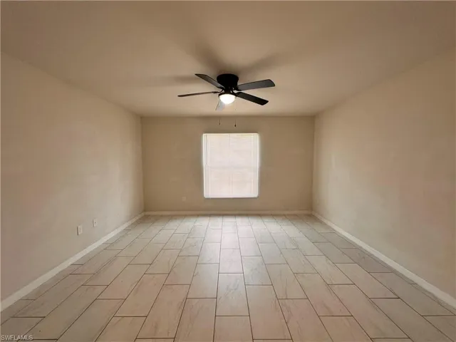 2212 Sw Santa Barbara Pl, Cape Coral, Florida 33991