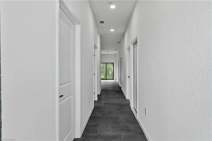 601 Hawthorne Ave S, Lehigh Acres, Florida 33974