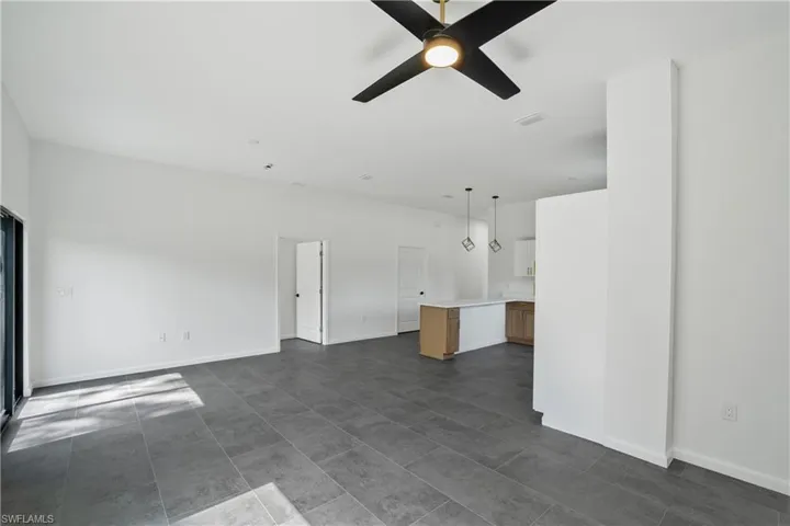 601 Hawthorne Ave S, Lehigh Acres, Florida 33974