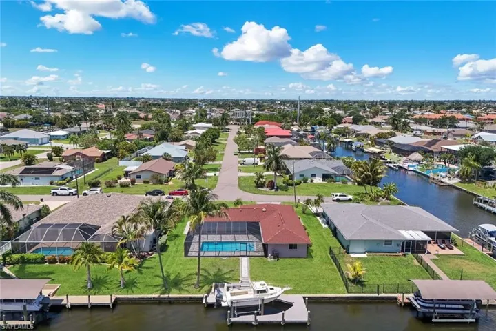 4005 SE 1st  AVE, Cape Coral, FL 33904