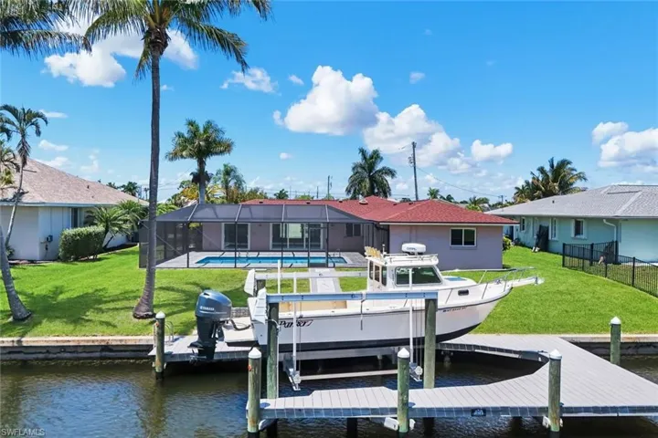 4005 SE 1st  AVE, Cape Coral, FL 33904