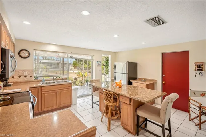 1608  Harmony  DR, Port Charlotte, FL 33952