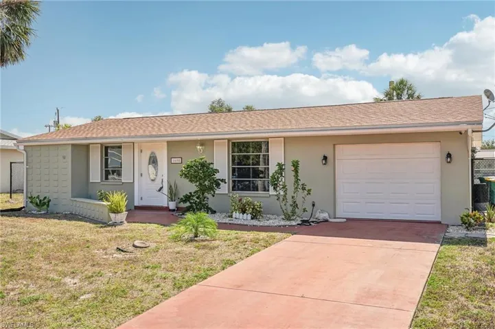1608  Harmony  DR, Port Charlotte, FL 33952