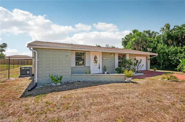 1608  Harmony  DR, Port Charlotte, FL 33952