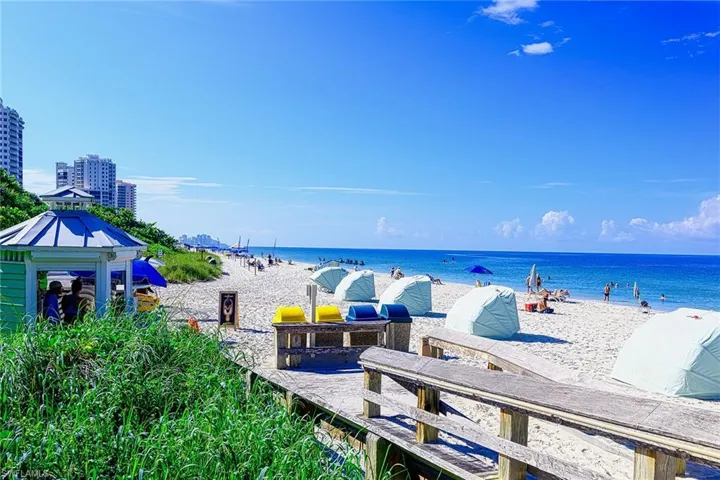 772 Reef Point Cir 55, Naples, Florida 34108