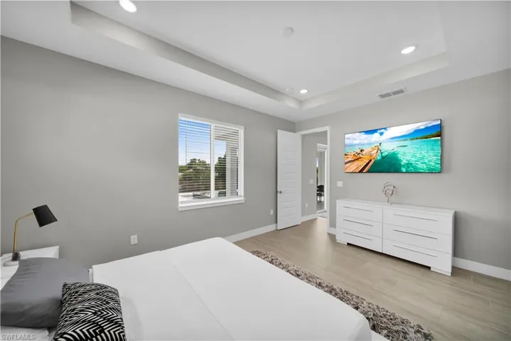 1425 Sw 24th St, Cape Coral, Florida 33991