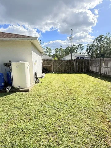 2812 50th St W, Lehigh Acres, Florida 33971