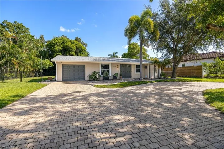 1223 Biltmore Dr, Fort Myers, Florida 33901