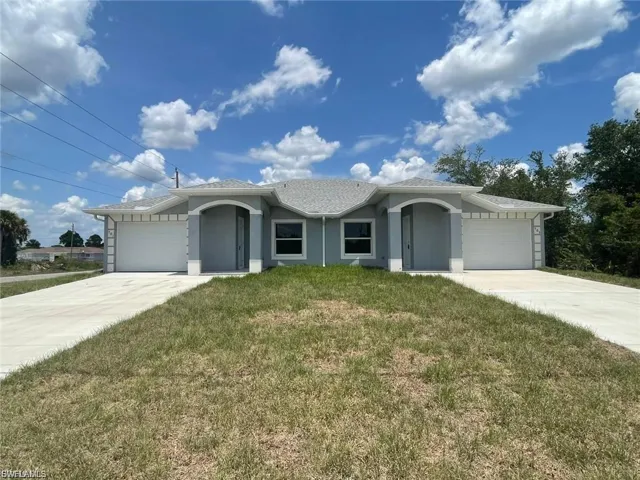 5241/5243 27th St Sw, Lehigh Acres, Florida 33973