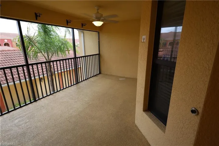Front Screened Lanai