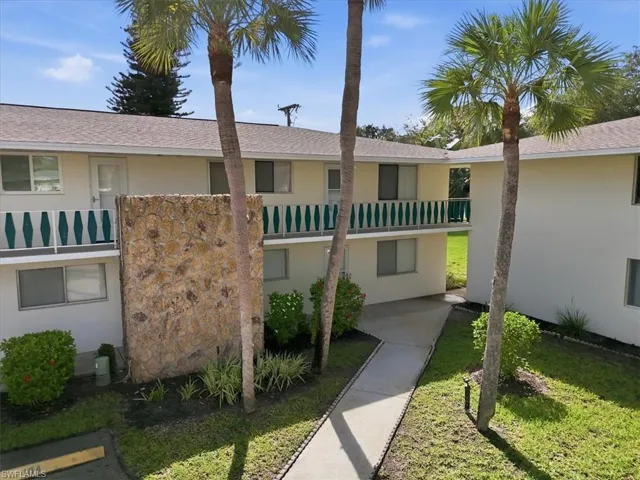 347 Joel Blvd 203, Lehigh Acres, Florida 33936