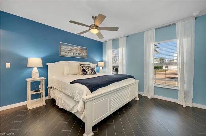 616  106th N AVE, Naples, FL 34108