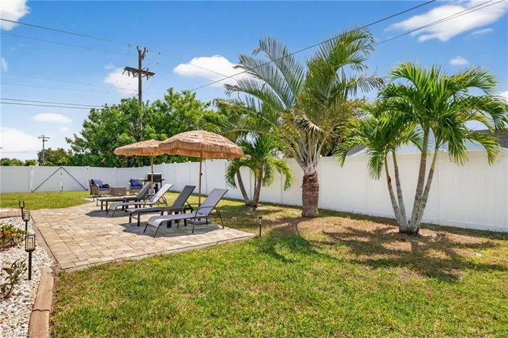 402 Sw 37th Ln, Cape Coral, Florida 33914