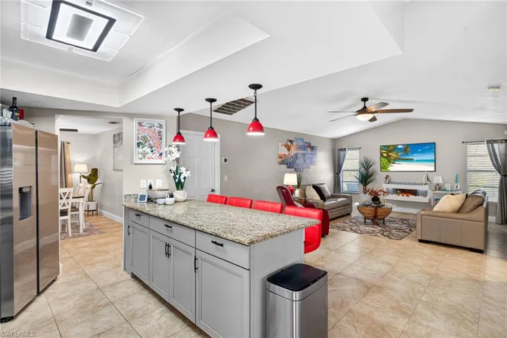 402 Sw 37th Ln, Cape Coral, Florida 33914