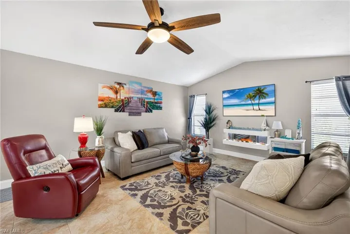 402 Sw 37th Ln, Cape Coral, Florida 33914