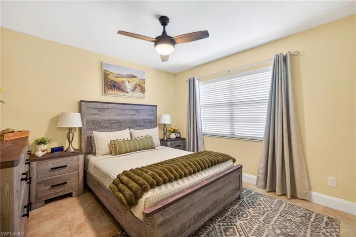 402 Sw 37th Ln, Cape Coral, Florida 33914