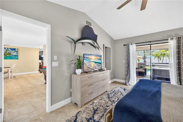 402 Sw 37th Ln, Cape Coral, Florida 33914
