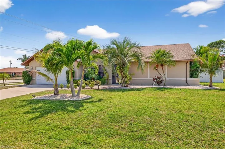 402 Sw 37th Ln, Cape Coral, Florida 33914