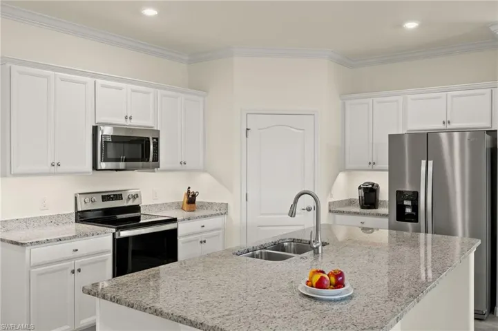 11930  Silver Cobblestone  WAY, Fort Myers, FL 33913
