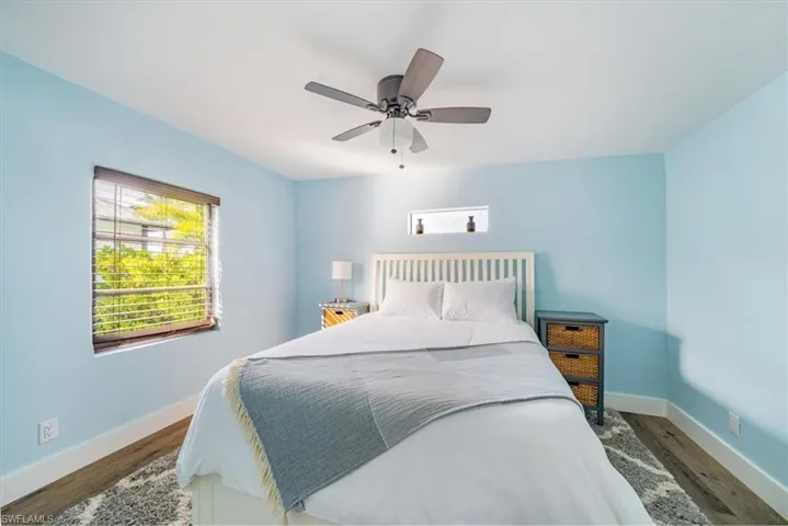 1283 Grand Canal Dr, Naples, Florida 34110