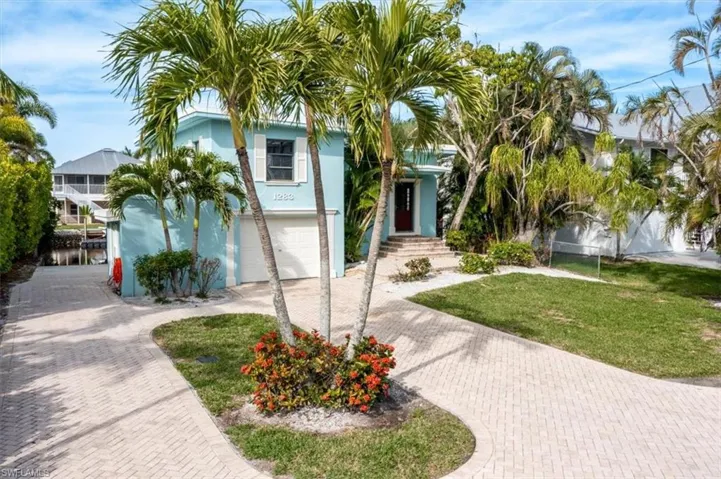 1283 Grand Canal Dr, Naples, Florida 34110
