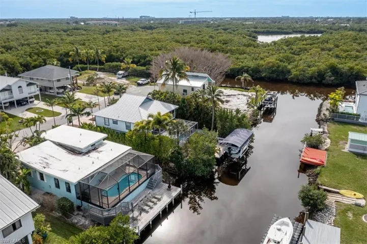 1283 Grand Canal Dr, Naples, Florida 34110