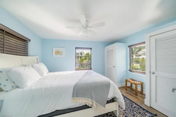 1283 Grand Canal Dr, Naples, Florida 34110