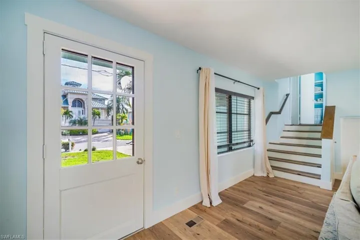 1283 Grand Canal Dr, Naples, Florida 34110