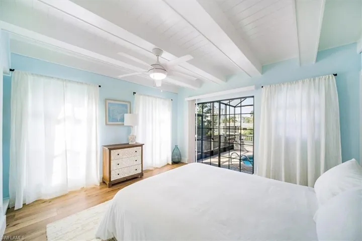 1283 Grand Canal Dr, Naples, Florida 34110